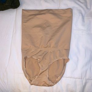 Compression shapewear